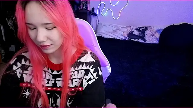 Maya Viola online show from 12.23.25