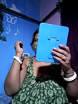 parioo7 online show from 09.24.25