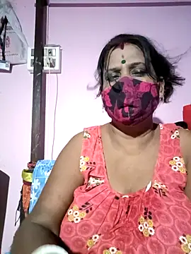 parioo7 online show from 10.14.25