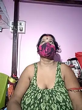 parioo7 online show from 10.15.25