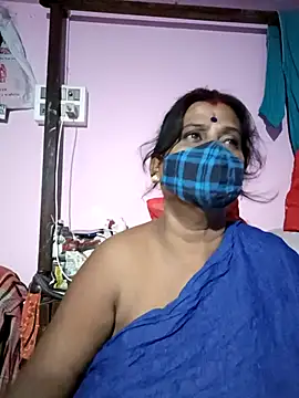 parioo7 online show from 10.18.25