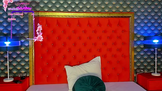 Snapshot of VallerieJones chatting on 03.02.25 VallerieJones online show from 03.02.25