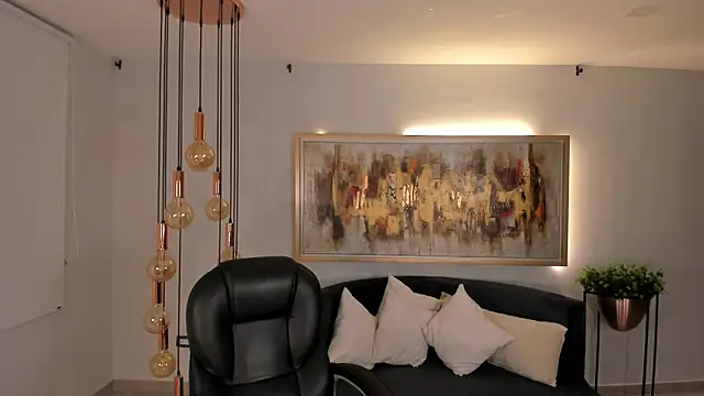 KateSunder online show from 11.16.25