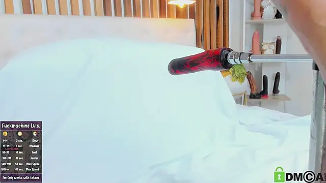 emma liz  online show from 01.25.25