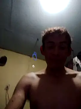 Snapshot of MarsWood chatting on 10.31.25 MarsWood online show from 10.31.25