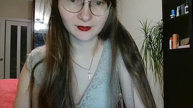 KiraGoldens online show from 11.25.25