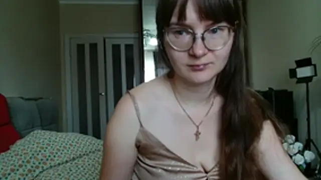 KiraGoldens online show from 06.17.26