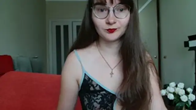 KiraGoldens online show from 06.30.26