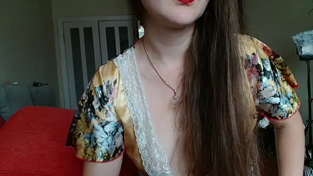 KiraGoldens online show from 07.29.26