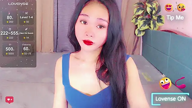 amomentoflust69 online show from 04.04.26