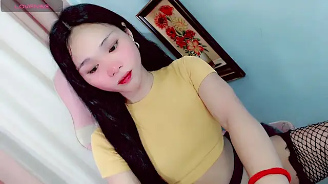 Snapshot of amomentoflust69 chatting on 05.24.26 amomentoflust69 online show from 05.24.26