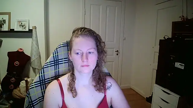 Girlnina-1995 online show from 01.09.26