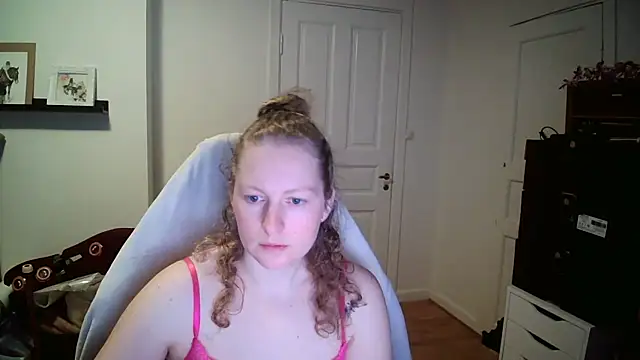 Girlnina-1995 online show from 02.03.26