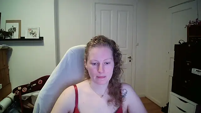 Girlnina-1995 online show from 02.25.26