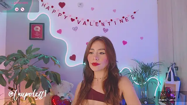 Snapshot of LauPolett chatting on 02.16.25 LauPolett online show from 02.16.25