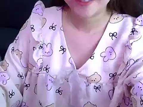 Bee 2k online show from 04.11.26