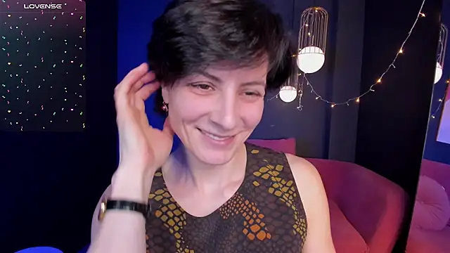 LorenDaze online show from 02.22.25