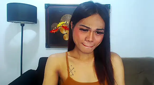 Snapshot of ELLIZABETHFORCUMXX chatting on 02.04.25 ELLIZABETHFORCUMXX online show from 02.04.25
