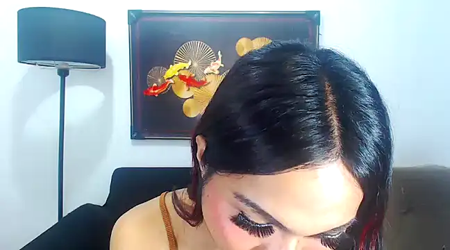 Snapshot of ELLIZABETHFORCUMXX chatting on 02.04.25 ELLIZABETHFORCUMXX online show from 02.04.25