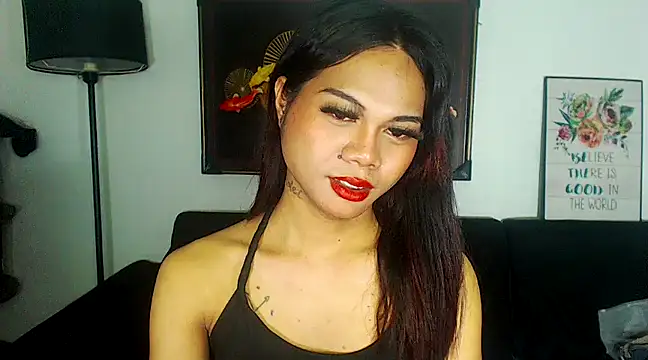Snapshot of ELLIZABETHFORCUMXX chatting on 03.15.25 ELLIZABETHFORCUMXX online show from 03.15.25