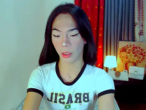 Snapshot of ELLIZABETHFORCUMXX chatting on 10.16.25 ELLIZABETHFORCUMXX online show from 10.16.25