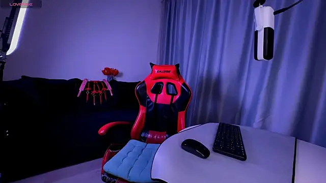 DivineBite online show from 03.22.25