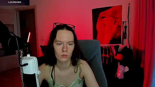 DivineBite online show from 07.12.26