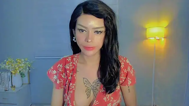 Snapshot of Patricia_fox chatting on 05.18.26 Patricia fox online show from 05.18.26