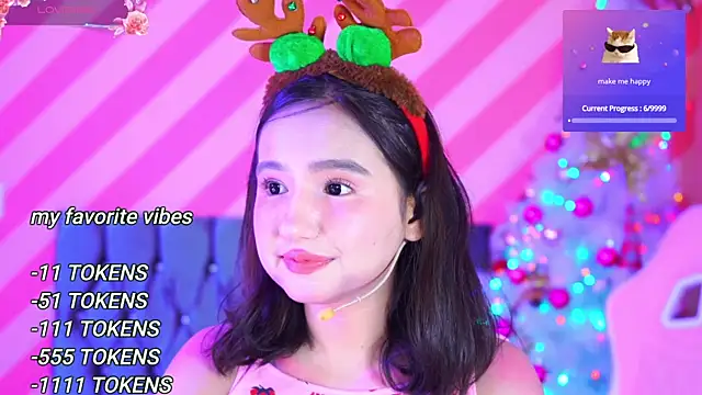 Snapshot of Pinkie_Princes chatting on 12.15.24 Pinkie Princes online show from 12.15.24