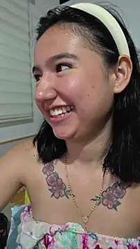 Snapshot of Pinkie_Princes chatting on 06.11.26 Pinkie Princes online show from 06.11.26