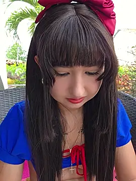 Snapshot of Pinkie_Princes chatting on 07.18.26 Pinkie Princes online show from 07.18.26