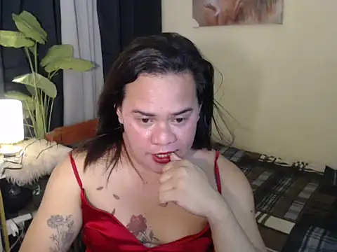 Snapshot of sweetyula chatting on 12.11.24 sweetyula online show from 12.11.24