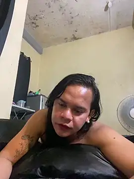 Snapshot of sweetyula chatting on 05.16.26 sweetyula online show from 05.16.26