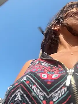 Snapshot of ROUSSH chatting on 03.01.26 ROUSSH online show from 03.01.26