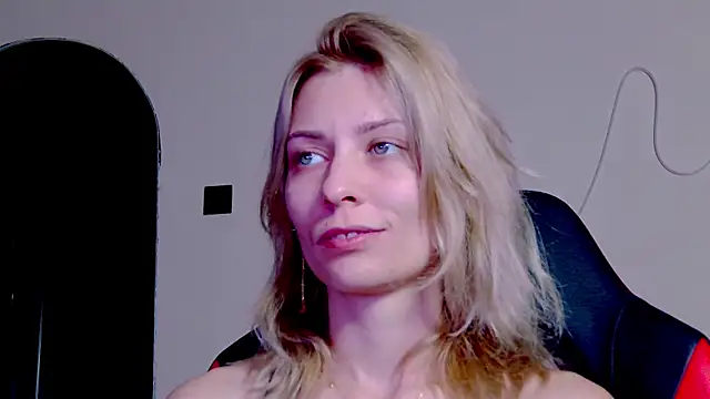 karo123421 online show from 11.04.25