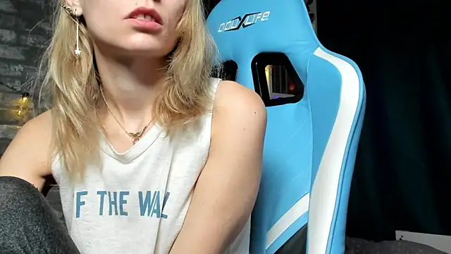 karo123421 online show from 12.17.25