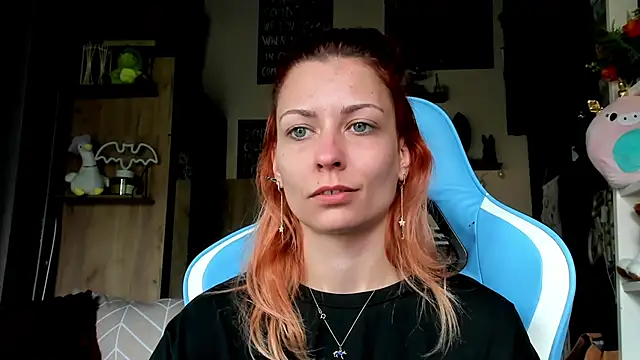 Snapshot of karo123421 chatting on 04.29.26 karo123421 online show from 04.29.26