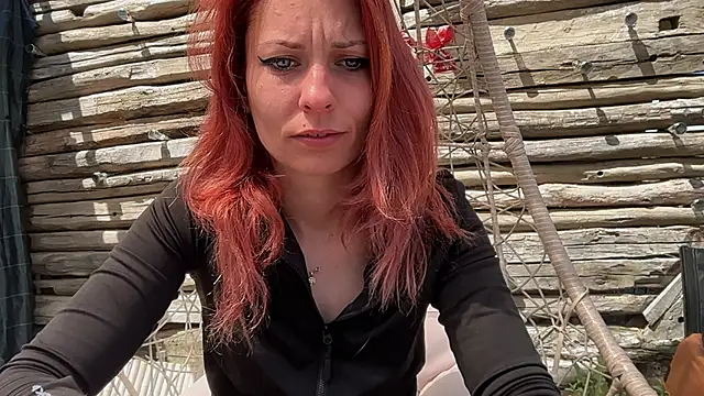 Snapshot of karo123421 chatting on 05.30.26 karo123421 online show from 05.30.26