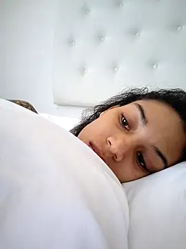 Snapshot of Leaberry chatting on 11.09.25 Leaberry online show from 11.09.25