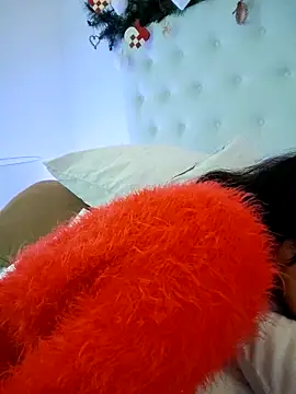 Snapshot of Leaberry chatting on 12.20.25 Leaberry online show from 12.20.25