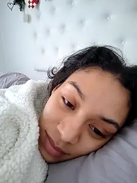 Snapshot of Leaberry chatting on 01.06.26 Leaberry online show from 01.06.26