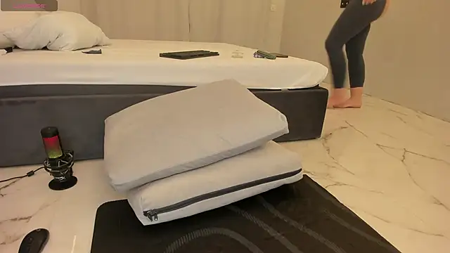 Devil Minds online show from 01.20.25