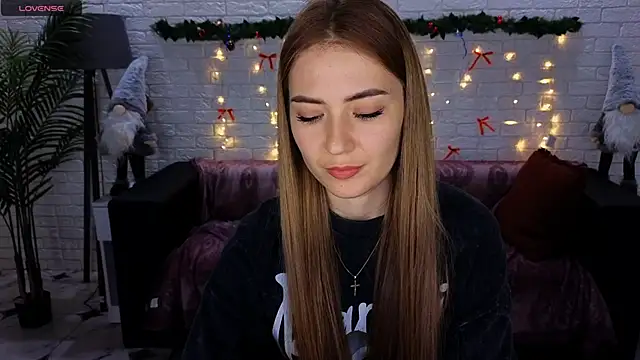 Adelyna Bird online show from 12.21.24