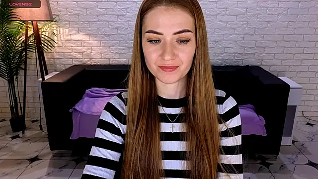 Adelyna Bird online show from 03.02.25