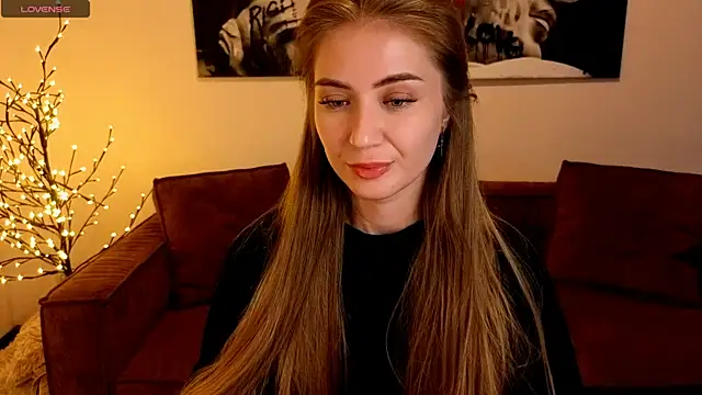 Snapshot of Adelyna_Bird chatting on 07.01.26 Adelyna Bird online show from 07.01.26