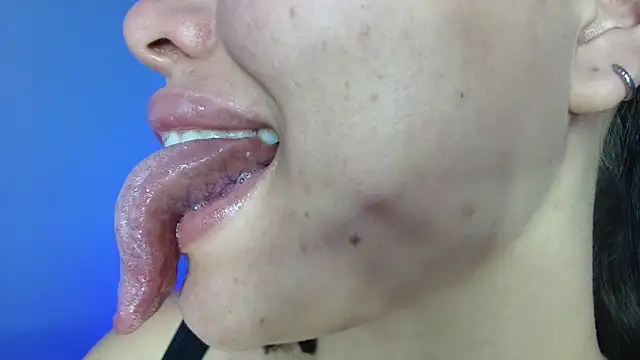 lisbet21x online show from 12.23.24