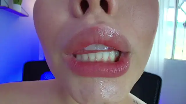 lisbet21x online show from 02.12.25