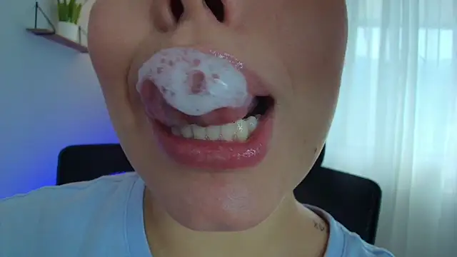 lisbet21x online show from 02.21.25