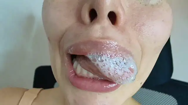 lisbet21x online show from 09.29.25