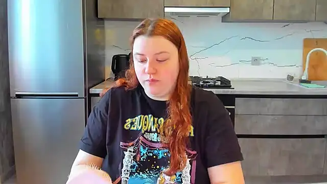 PolinaSalvatore online show from 02.26.25